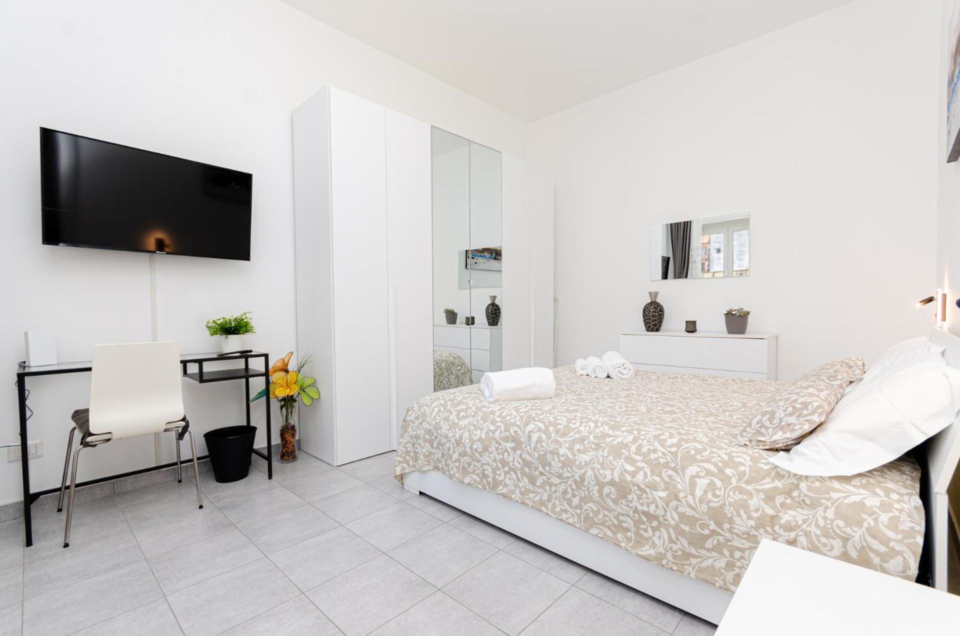 Vivimihome - Crespi House A 3 Minuti Dalla Metro Милан Экстерьер фото